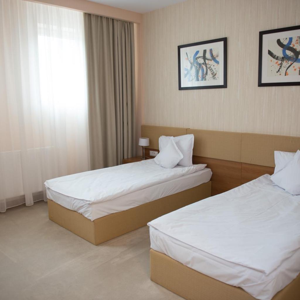 Hotel TTS**** Spa&Wellness Covasna — 