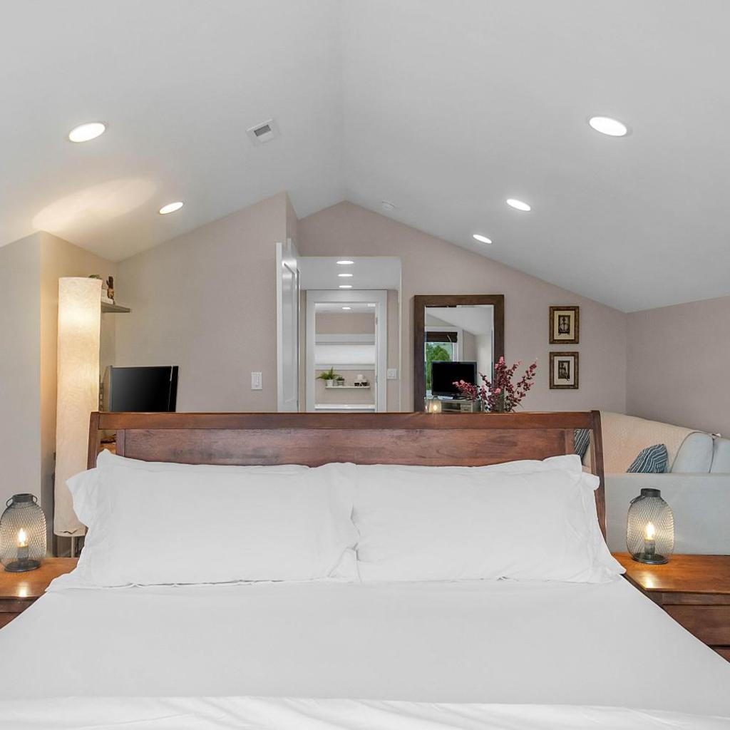 Photograph of Madrona Bliss A Modern Escape
