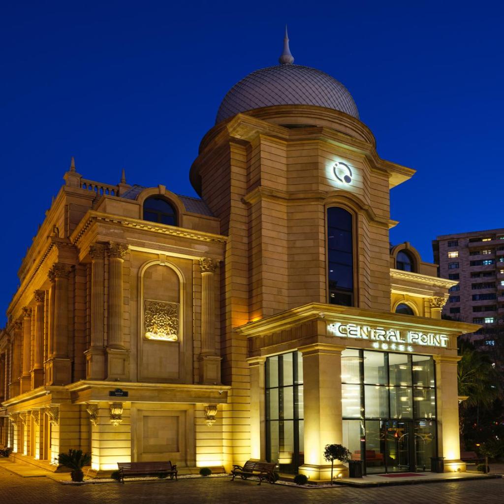 The Central Point Hotel Baku — 