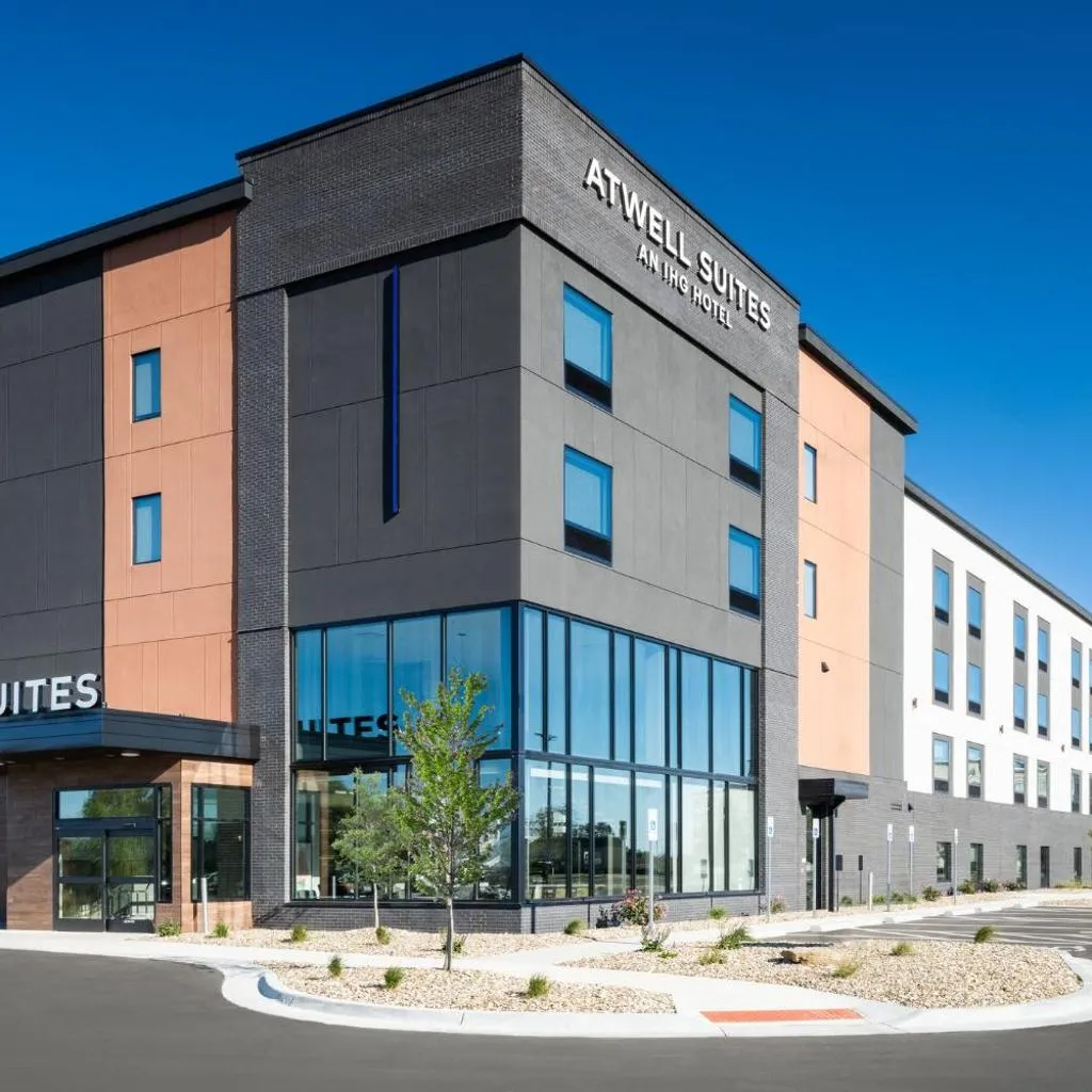 Atwell Suites Kansas City Airport by IHG