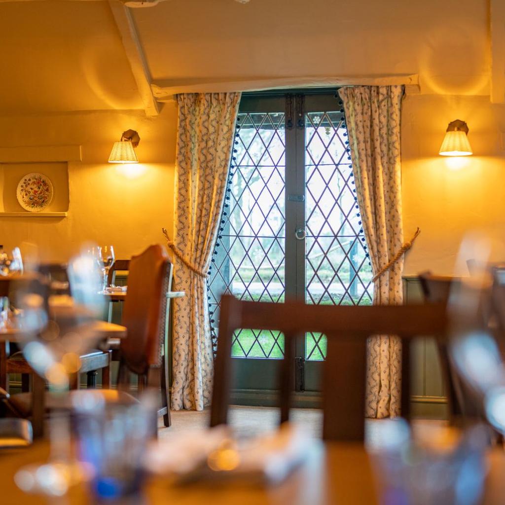 Old Court House Inn — 