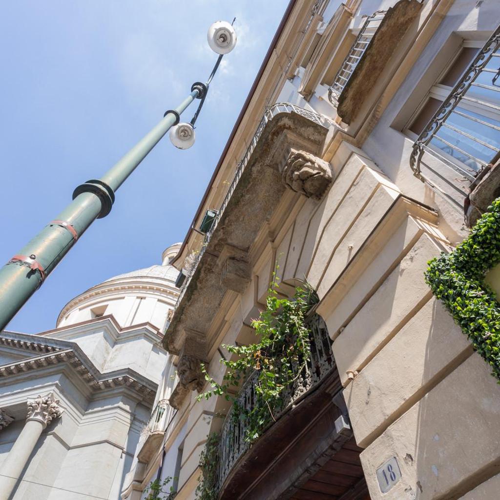 Photograph of La Basilica