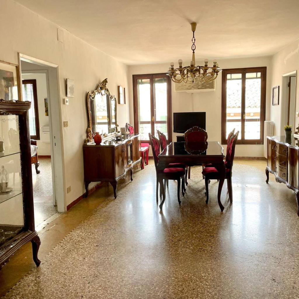 Photograph of Ve-nice Suite Formosa C5141