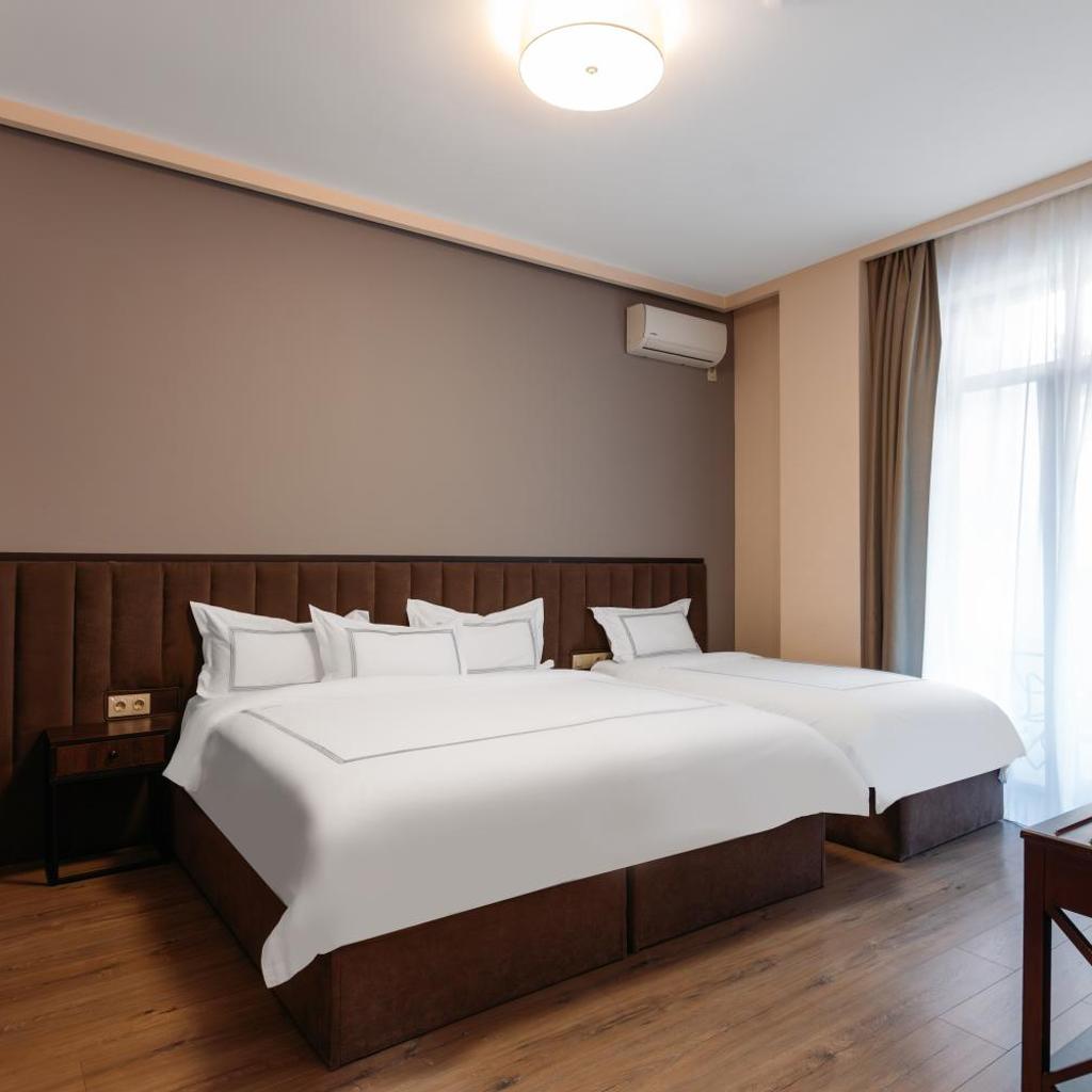 Elea Old Tbilisi Hotel — 