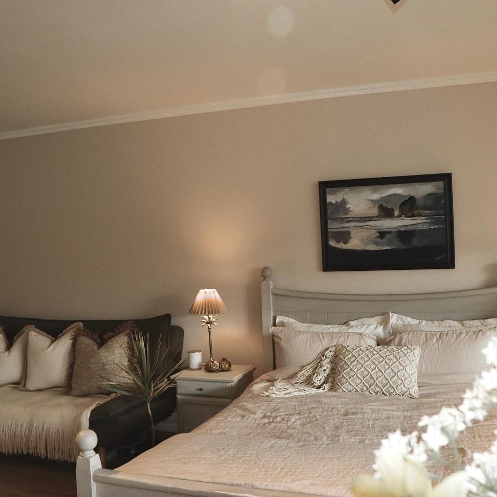 Photograph of Maison de Hobson Luxury guest suite