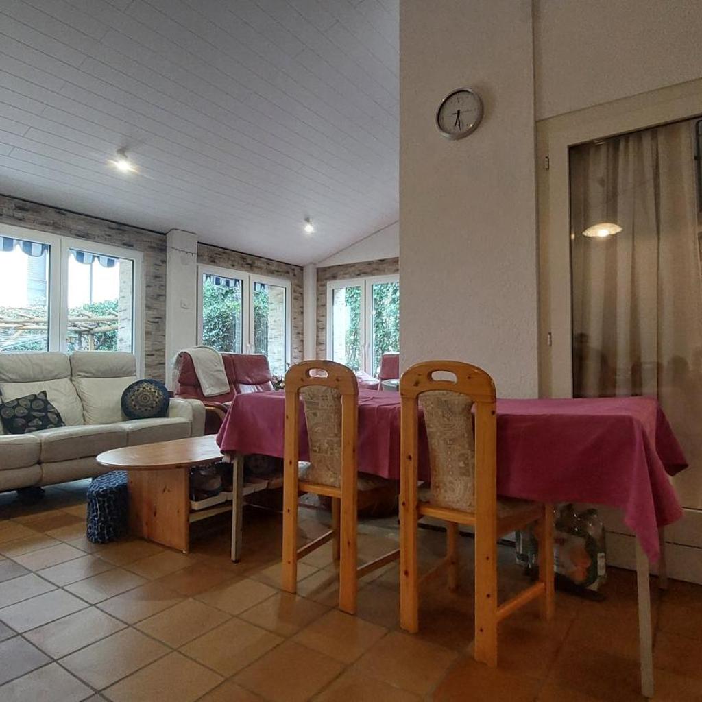 Image 9 - Casa celeste, stanza in appartamento condiviso