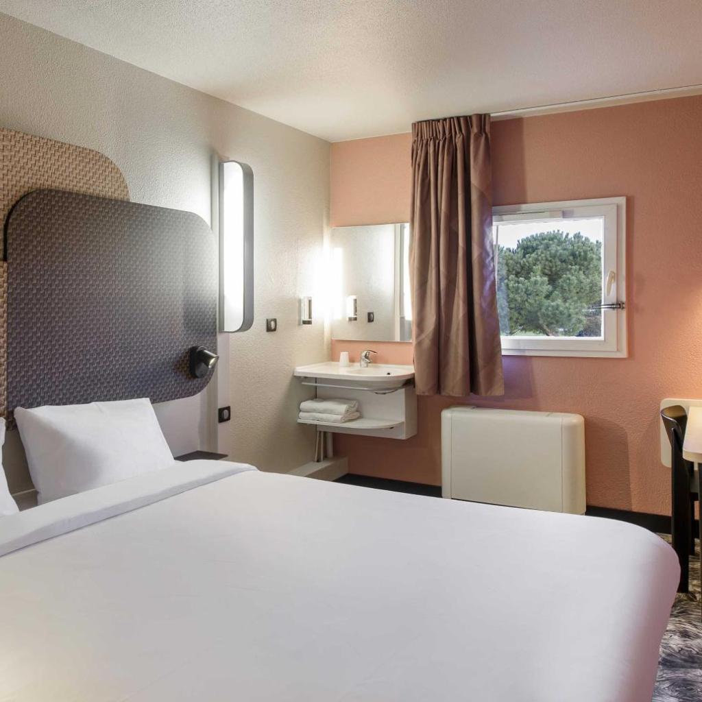 Photograph of B&B HOTEL Toulouse Cité de l'Espace Hurel
