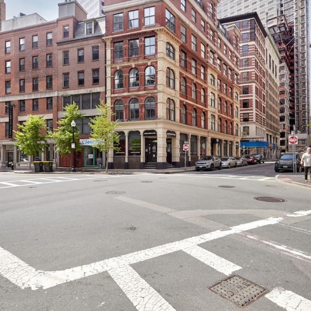 Photograph of Boston Financial District 1BR Walk to anything