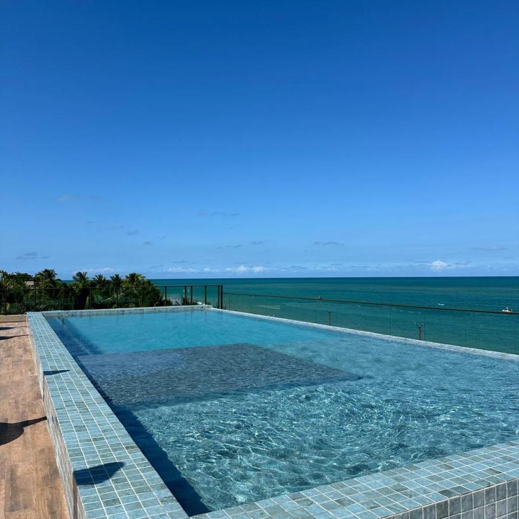 Tamandaré Luxo, Flat Pé na Areia, Piscina Infinita, Suíte Queen e Recepção 24h — foto 7