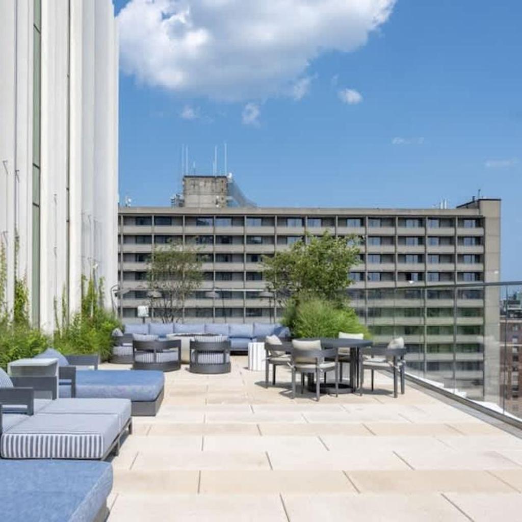 Photograph of Back-Bay Lux Central 2BR Condo with Rooftop and Parking