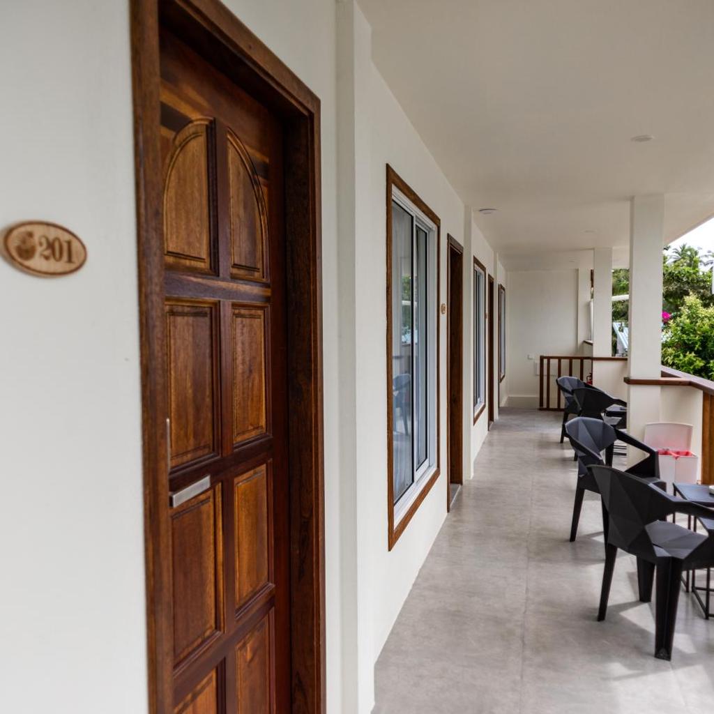 Horizon Dhigurah, photo 2