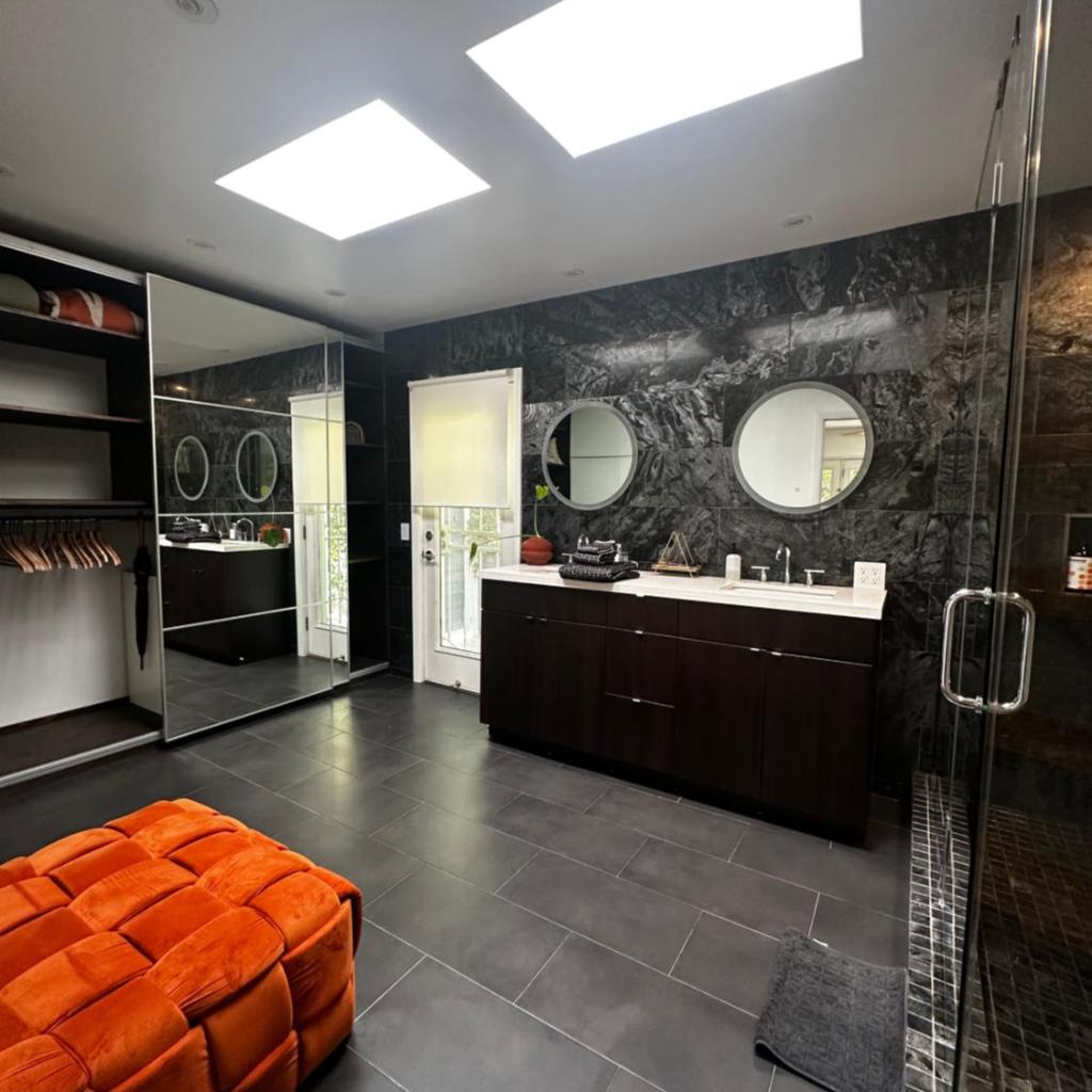 Photograph of Spacious Resort Getaway @ Echo Park Ranch - Luxury indoor/ outdoor home steps from Sunset Blvd, Echo Park Lake, Dodgers Stadium
