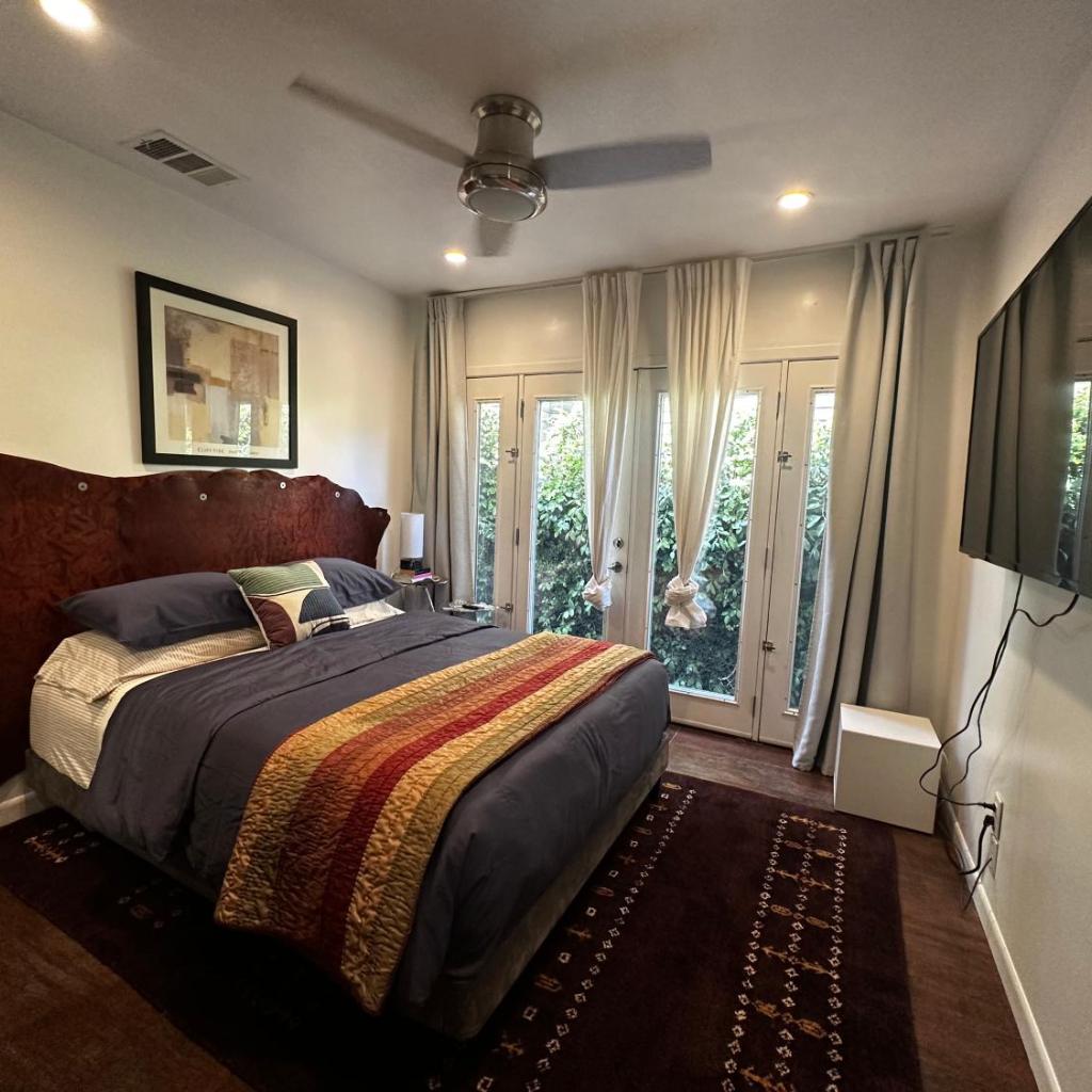 Photograph of Spacious Resort Getaway @ Echo Park Ranch - Luxury indoor/ outdoor home steps from Sunset Blvd, Echo Park Lake, Dodgers Stadium
