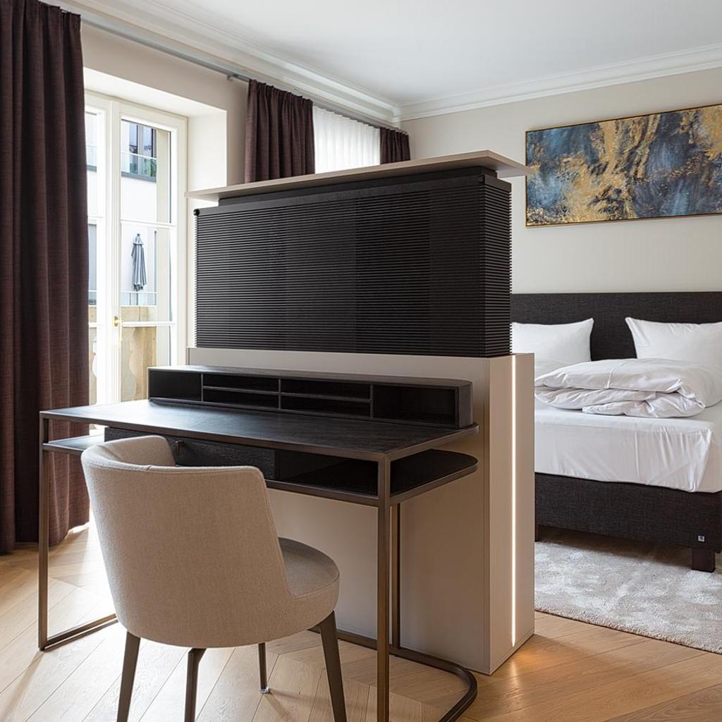 Photograph of Luxury Home / 2-Raum-Apartment an der Frauenkirche