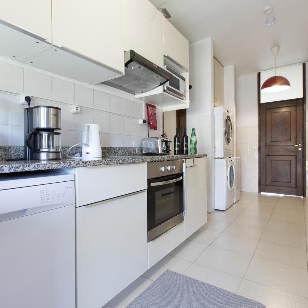 Photograph of LV Premier Apartments Clerigos-RE2