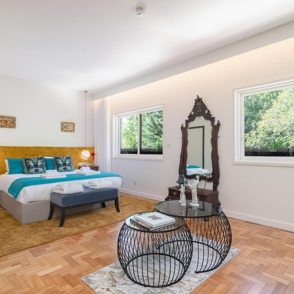 Photograph of Serralves 1048 Luxury Villa
