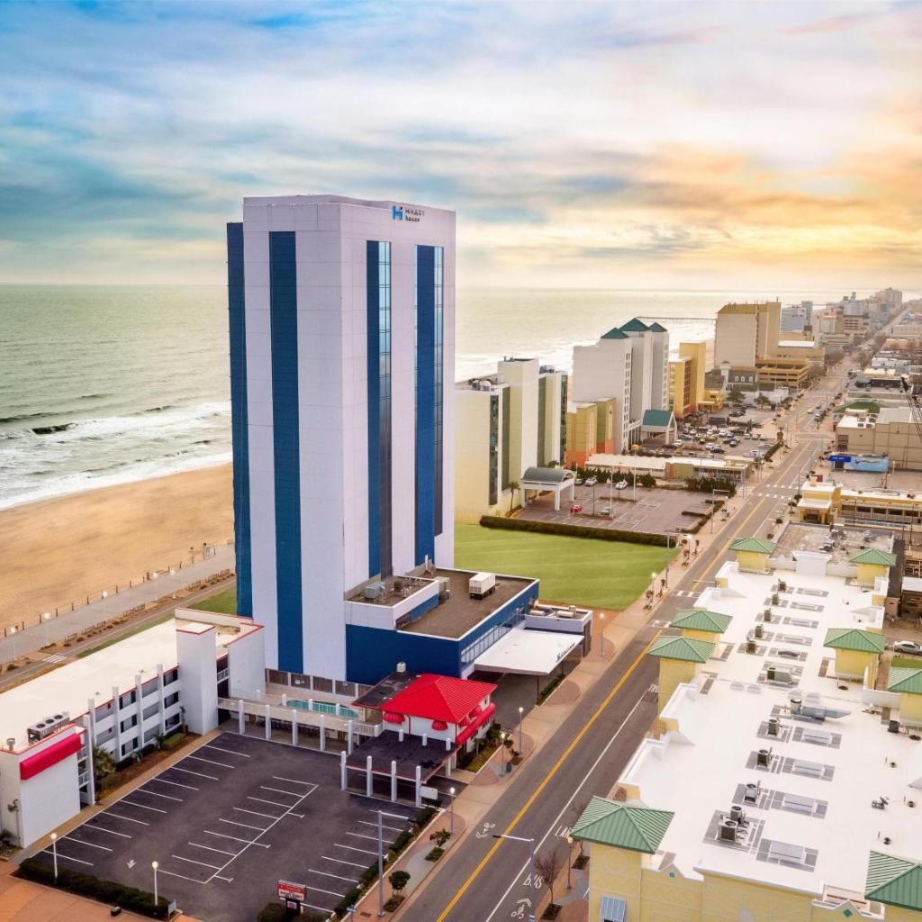 Photograph of Hyatt House Virginia Beach / Oceanfront