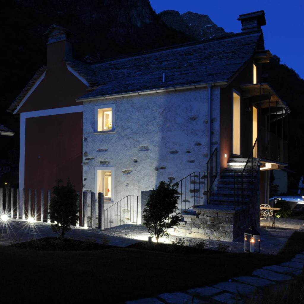 Image 59 - MyVerzasca Resort Casa Rossa