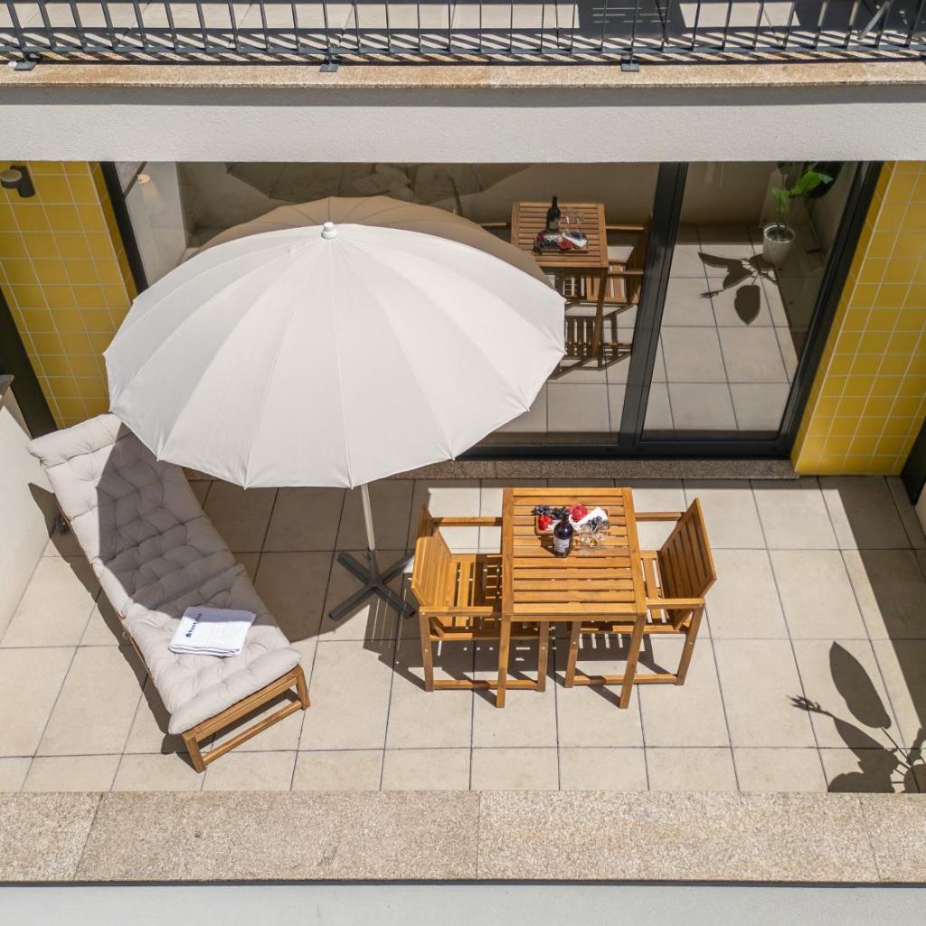 Photograph of Host Wise Stylish Studio with Garage