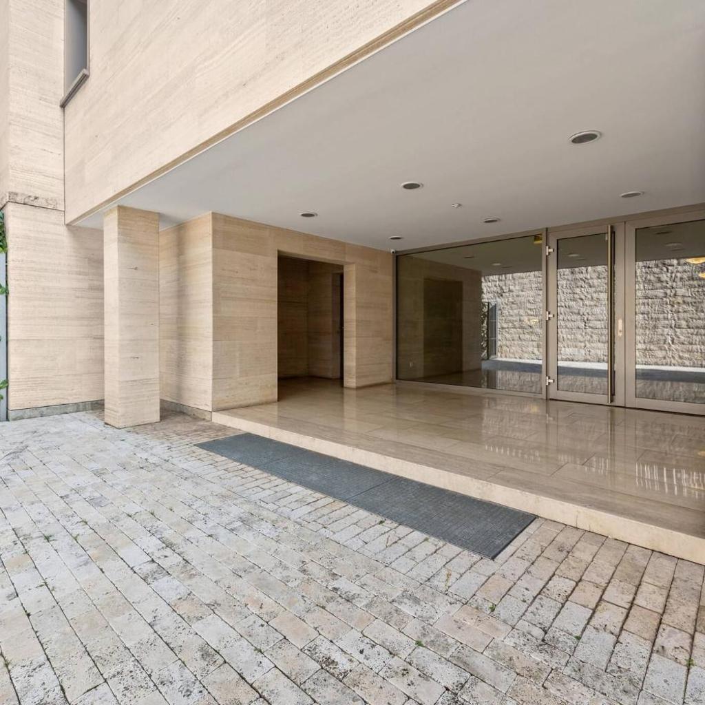 Luxurious Lugano Apartment with City Views – Bild