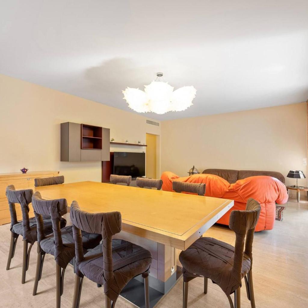 Luxurious Lugano Apartment with City Views – Bild