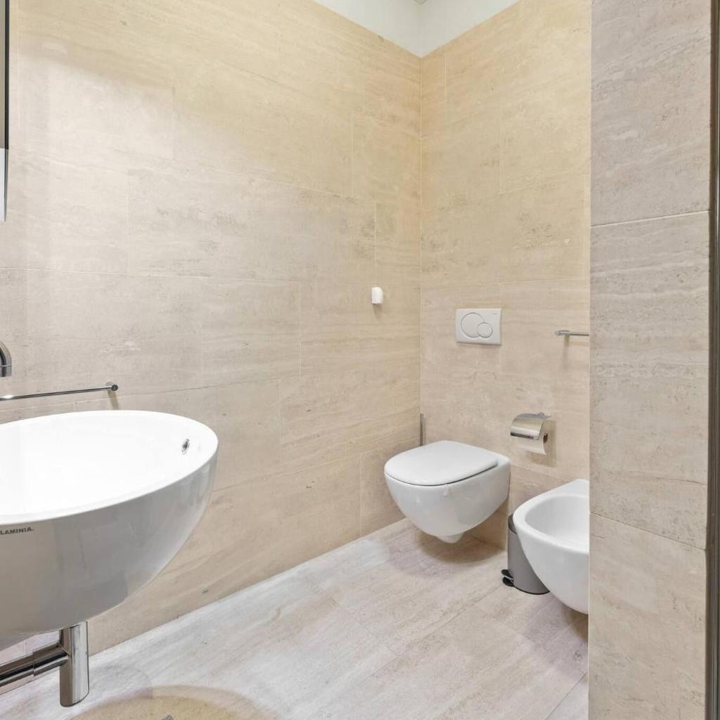 Luxurious Lugano Apartment with City Views – Bild