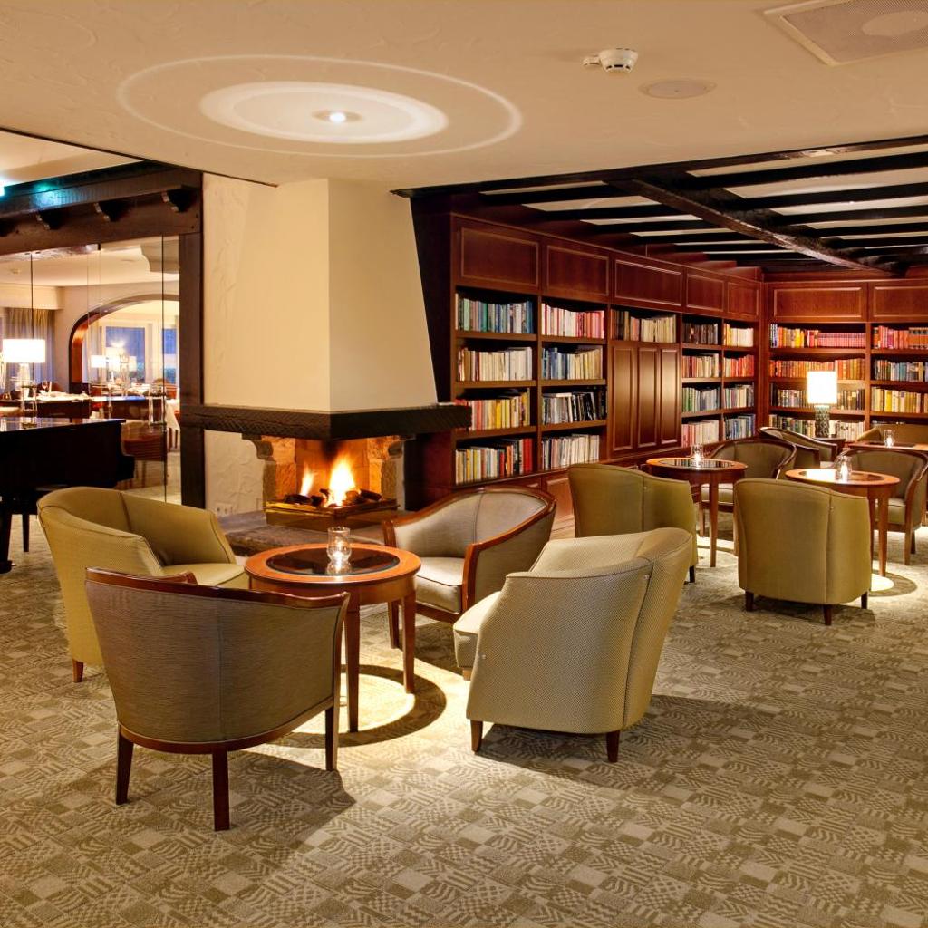 Fletcher Parkhotel De Wiemsel — 