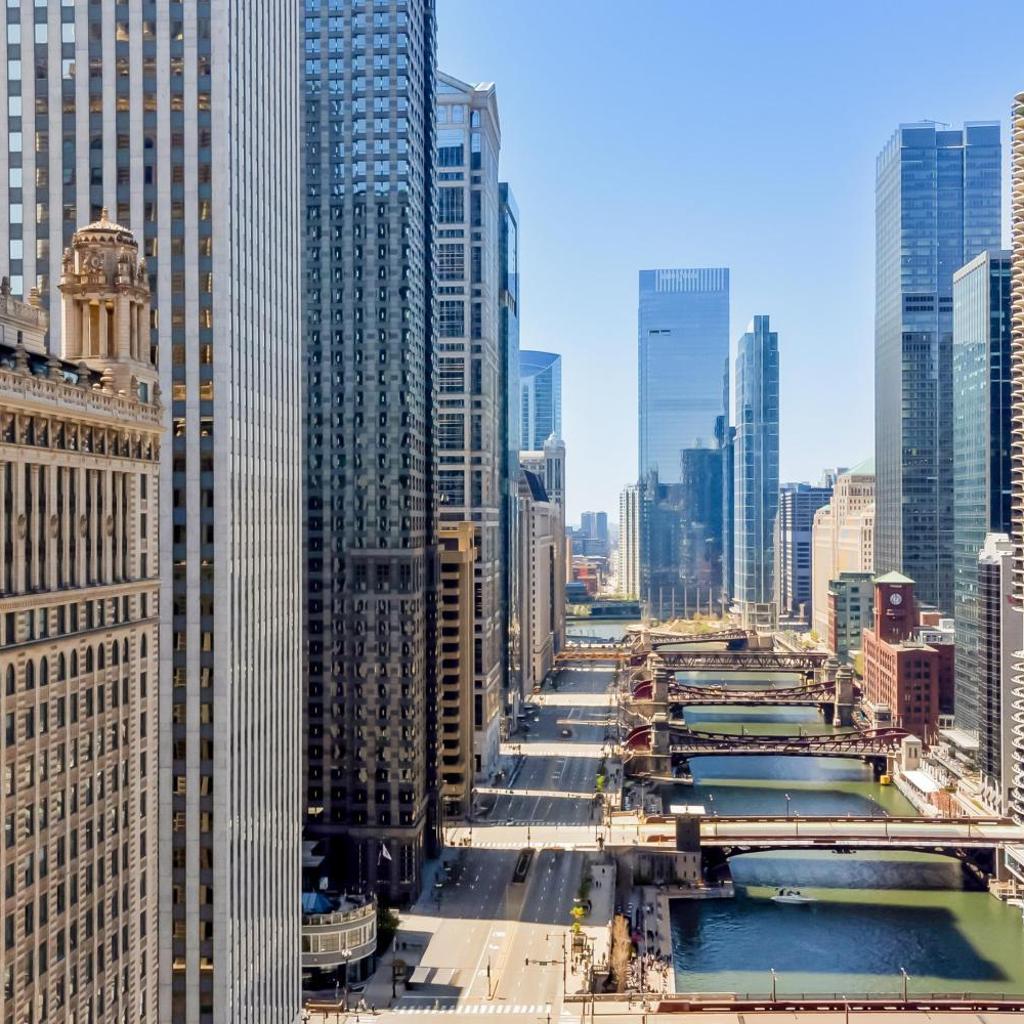 Photograph of Hilton Garden Inn Chicago Downtown Riverwalk