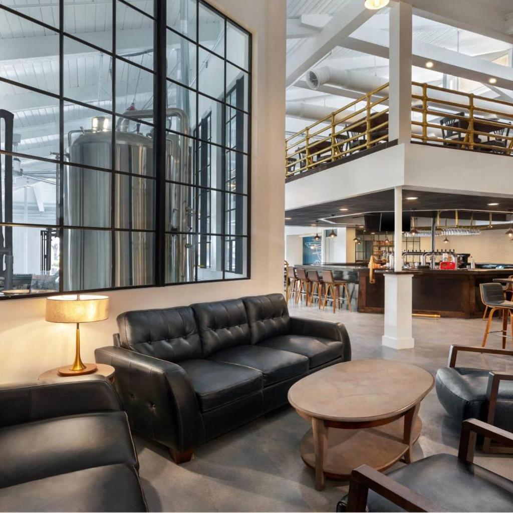 Photograph of enVision Hotel Miami International Airport