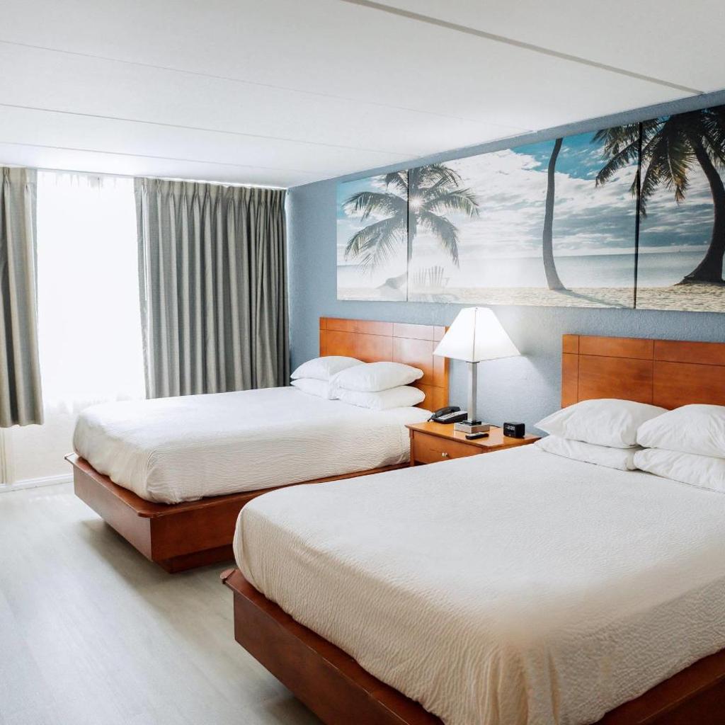 Photograph of enVision Hotel Miami International Airport