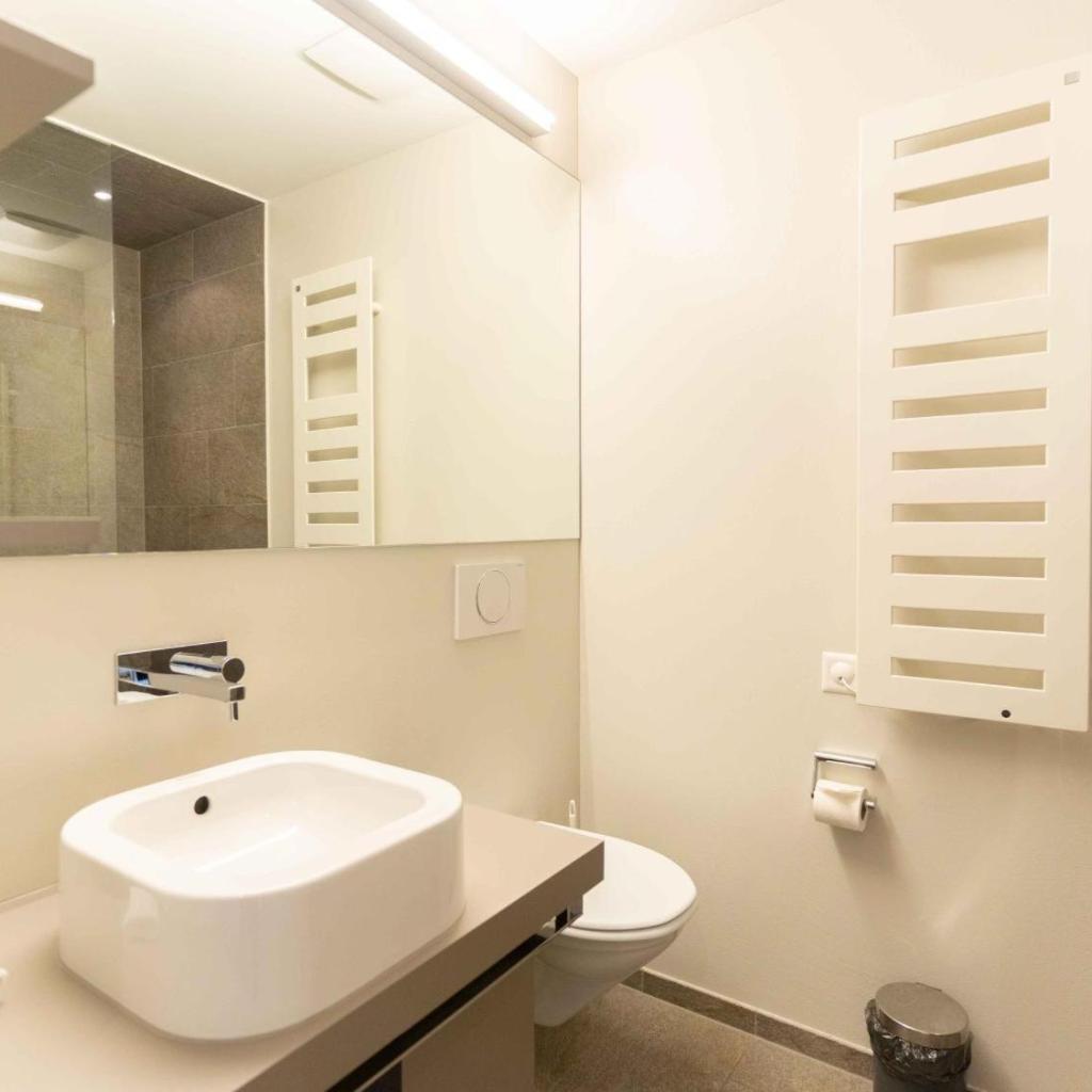 Pension Longhin Maloja - Self Check In – Bild