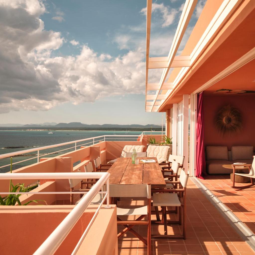 Bikini Island & Mountain Hotel Es Trenc -Adults only- — 
