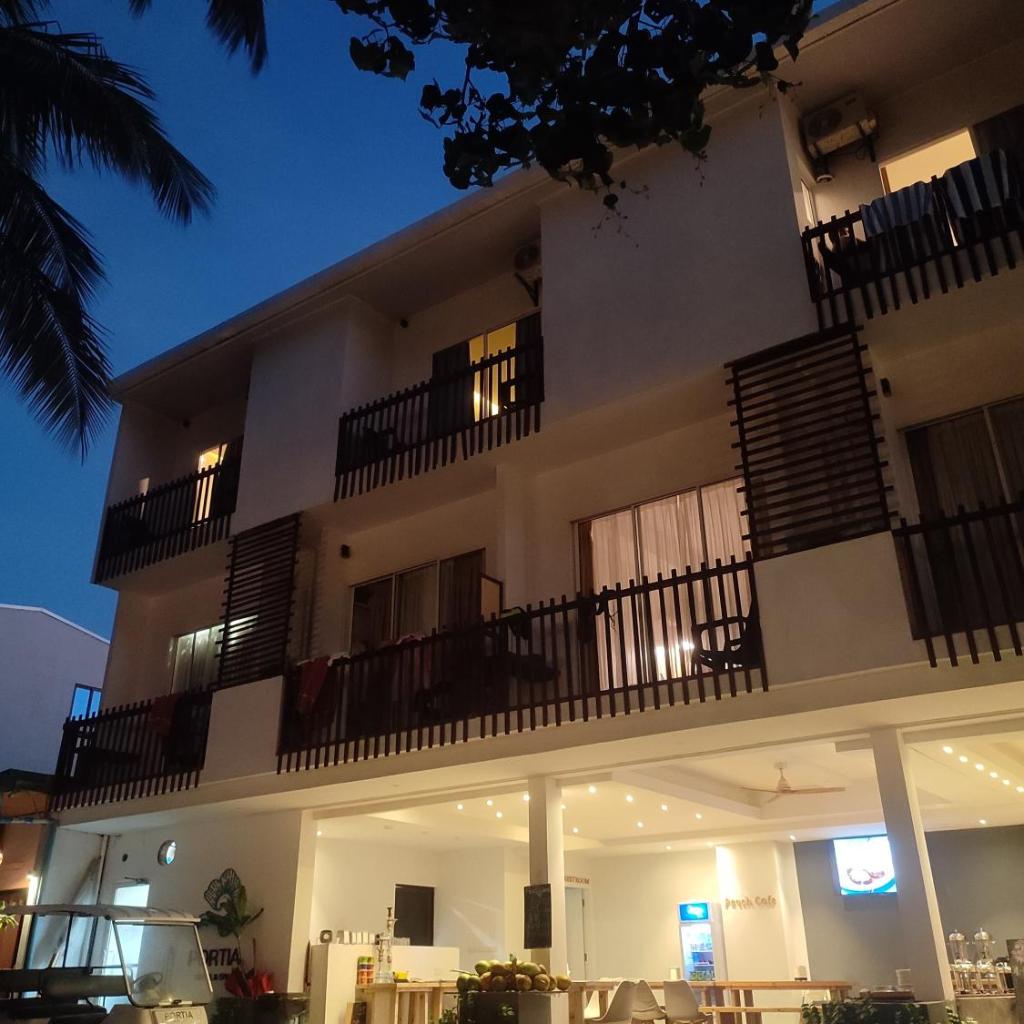 Portia Hotel & Spa - Beachfront, image 1 of 6