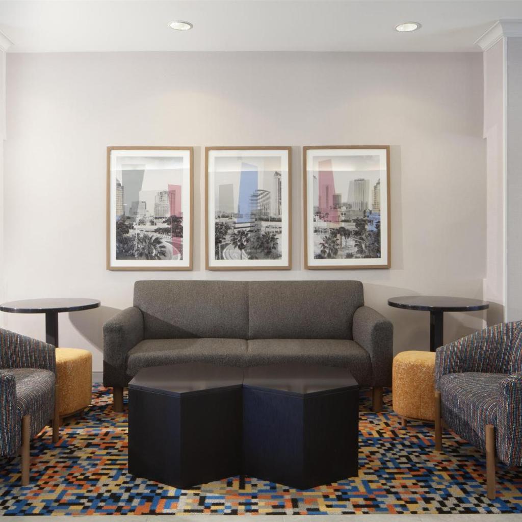 Photograph of Hampton Inn & Suites Tampa-North