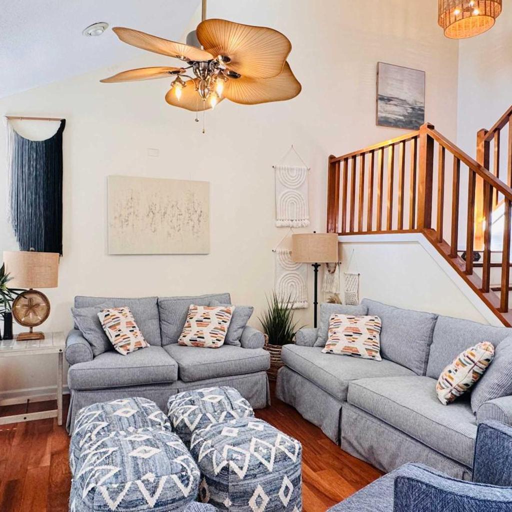 Photograph of Charming Home - Pet Friendly - 4 Blocks from Beach