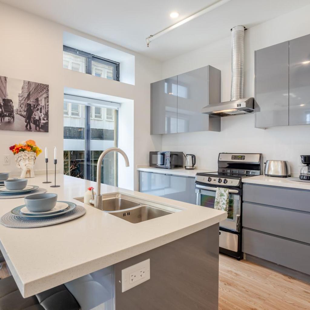 Photograph of Inner-City Apartment –Prime Bishop St Location