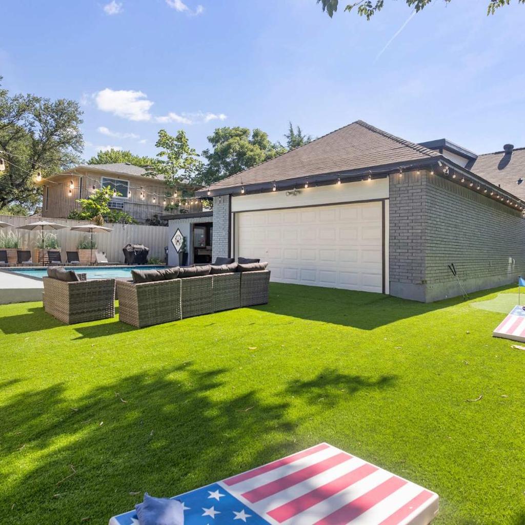 Photograph of Family Paradise Playhouse includes Pool and Gameroom