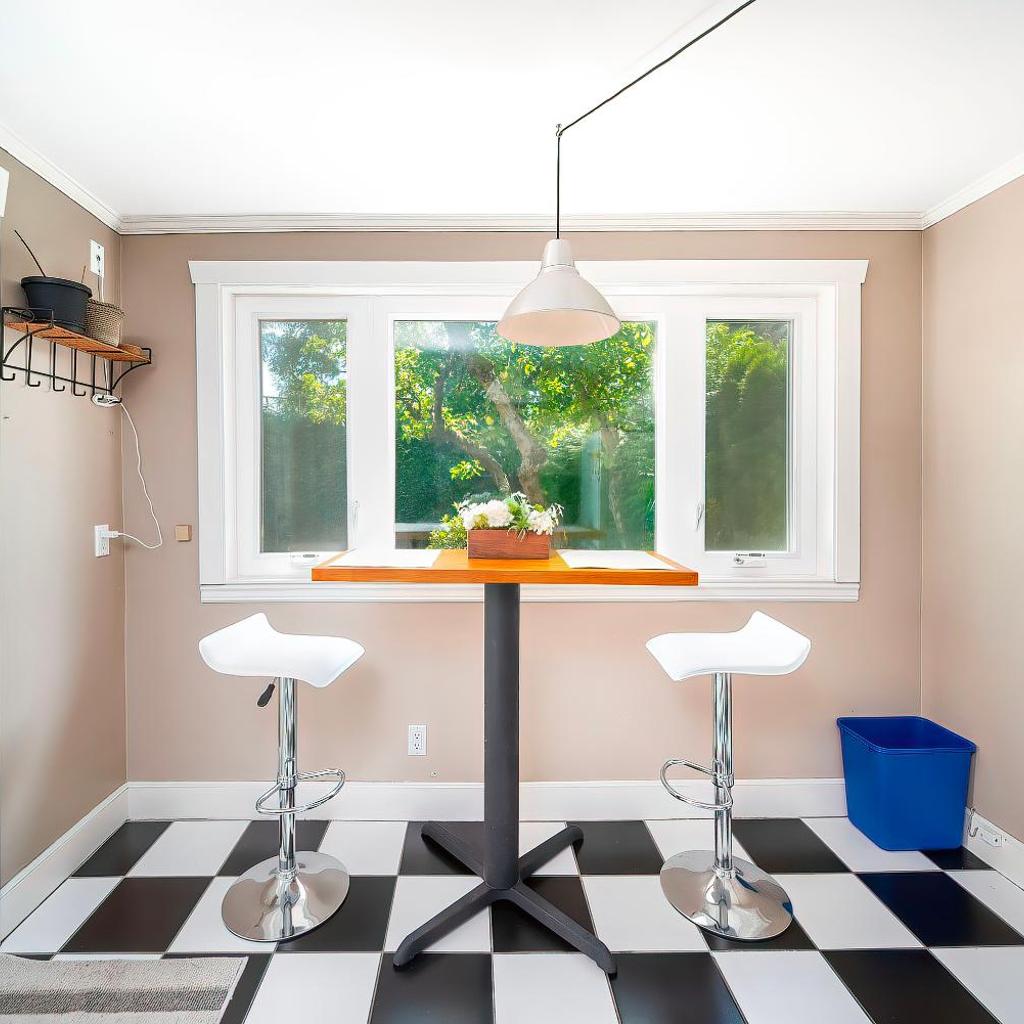 Photograph of Spacious 3 Bedroom Near UBC with Free Parking