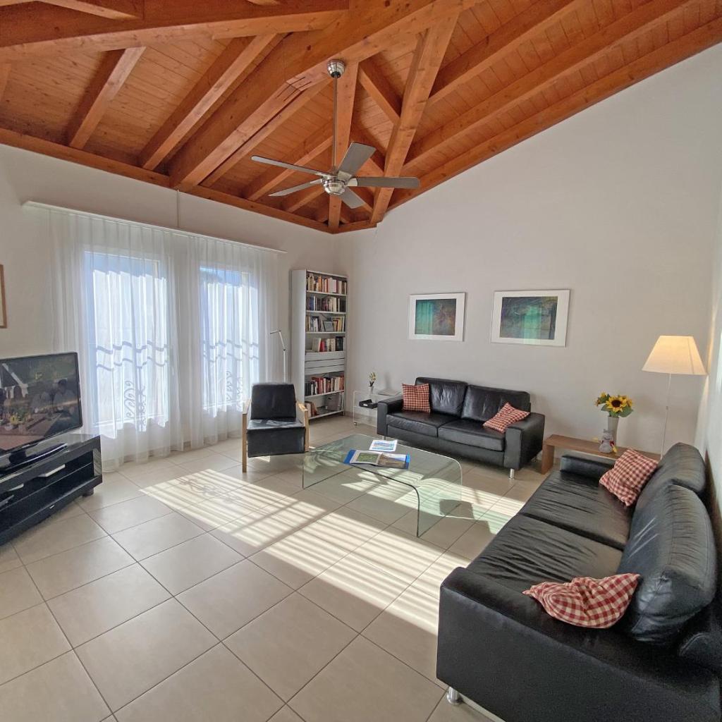 Image 2 - Casa La Brima by HolAp SA