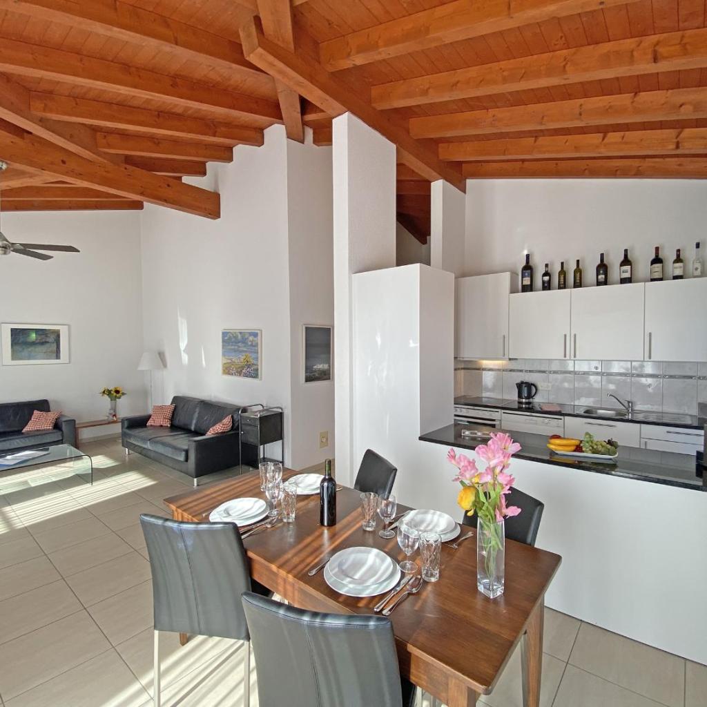 Image 5 - Casa La Brima by HolAp SA