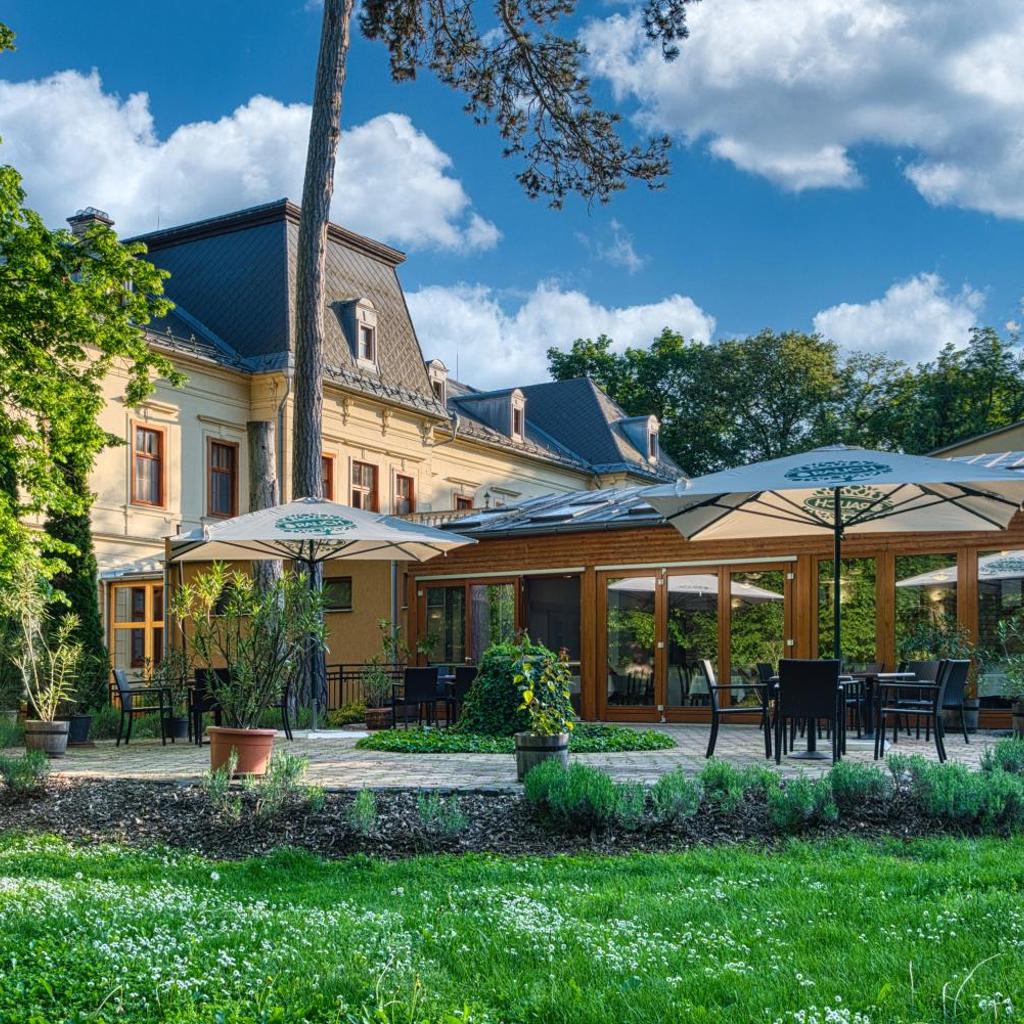 Főnix Wellness Resort — 
