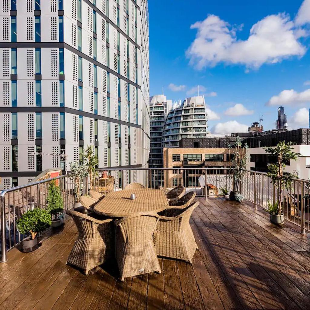 Photograph of Penthouse Loft apartment with roof terrace Not for events or parties