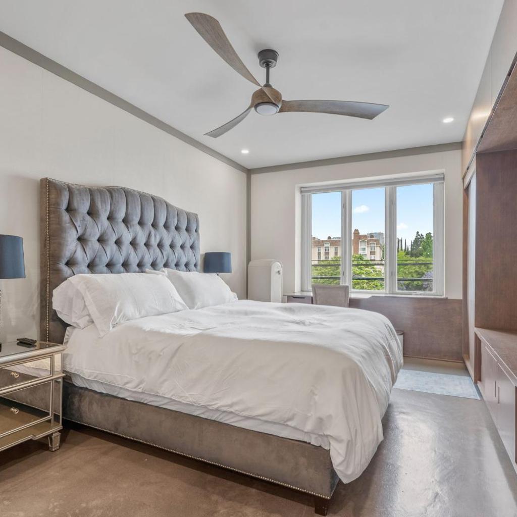 Photograph of Stylish Westwood Condo, Near UCLA & Century City