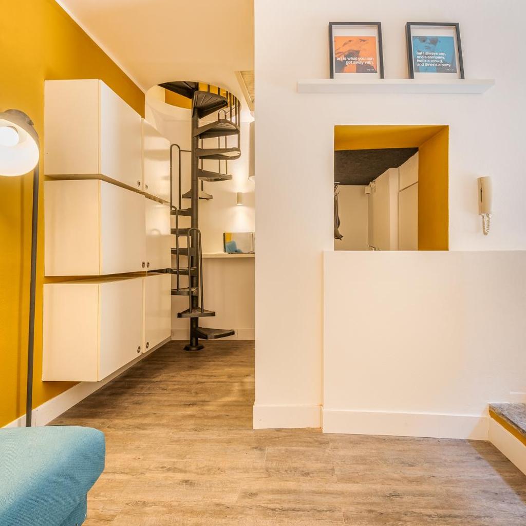 Photograph of Garibaldis Gem - La Vista Apartments