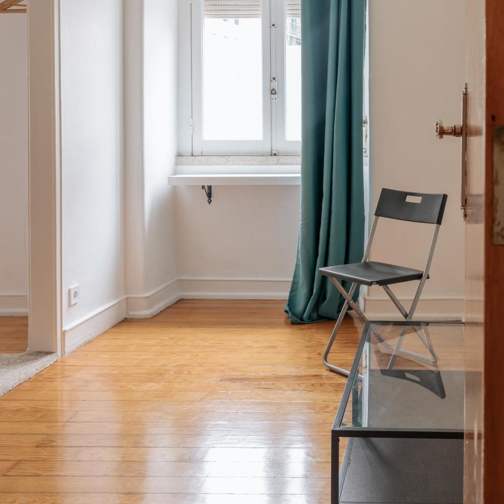 Photograph of Aquilla's Family Room 102 by Mycelia