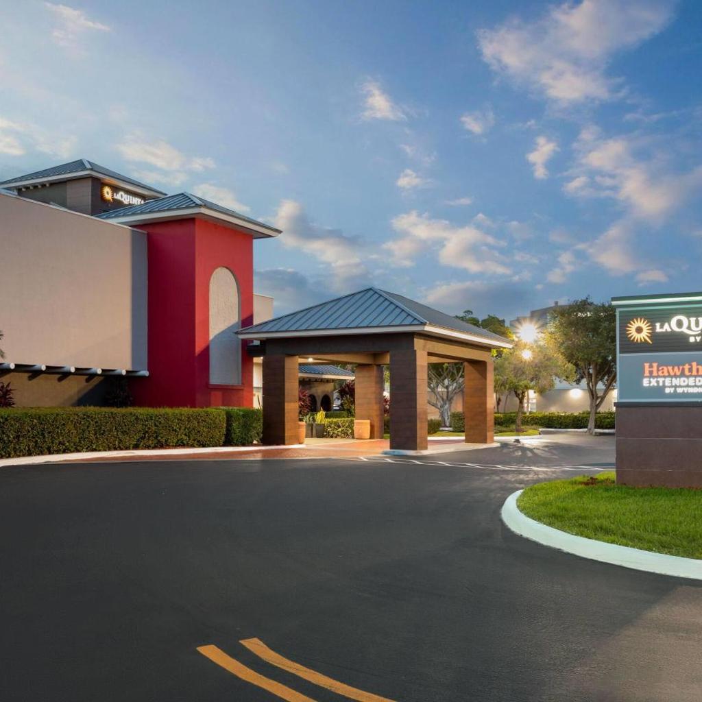 Photograph of La Quinta by Wyndham Ft Lauderdale Cypress Creek