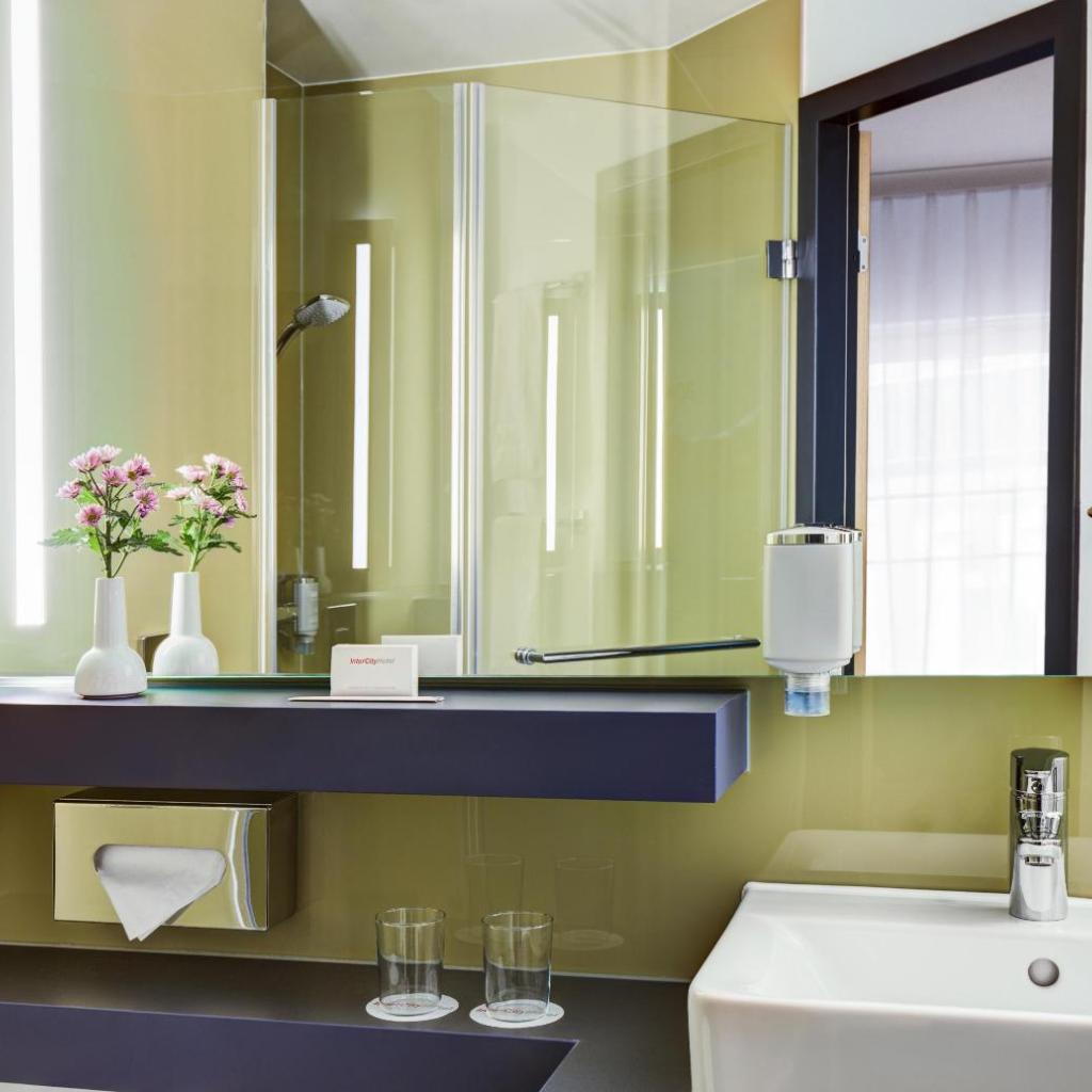 Photograph of IntercityHotel Hamburg Altona