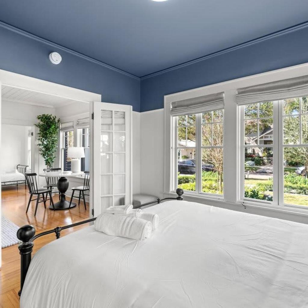 Photograph of The Adaline #3 - Upscale Hyde Park Apt, First Floor