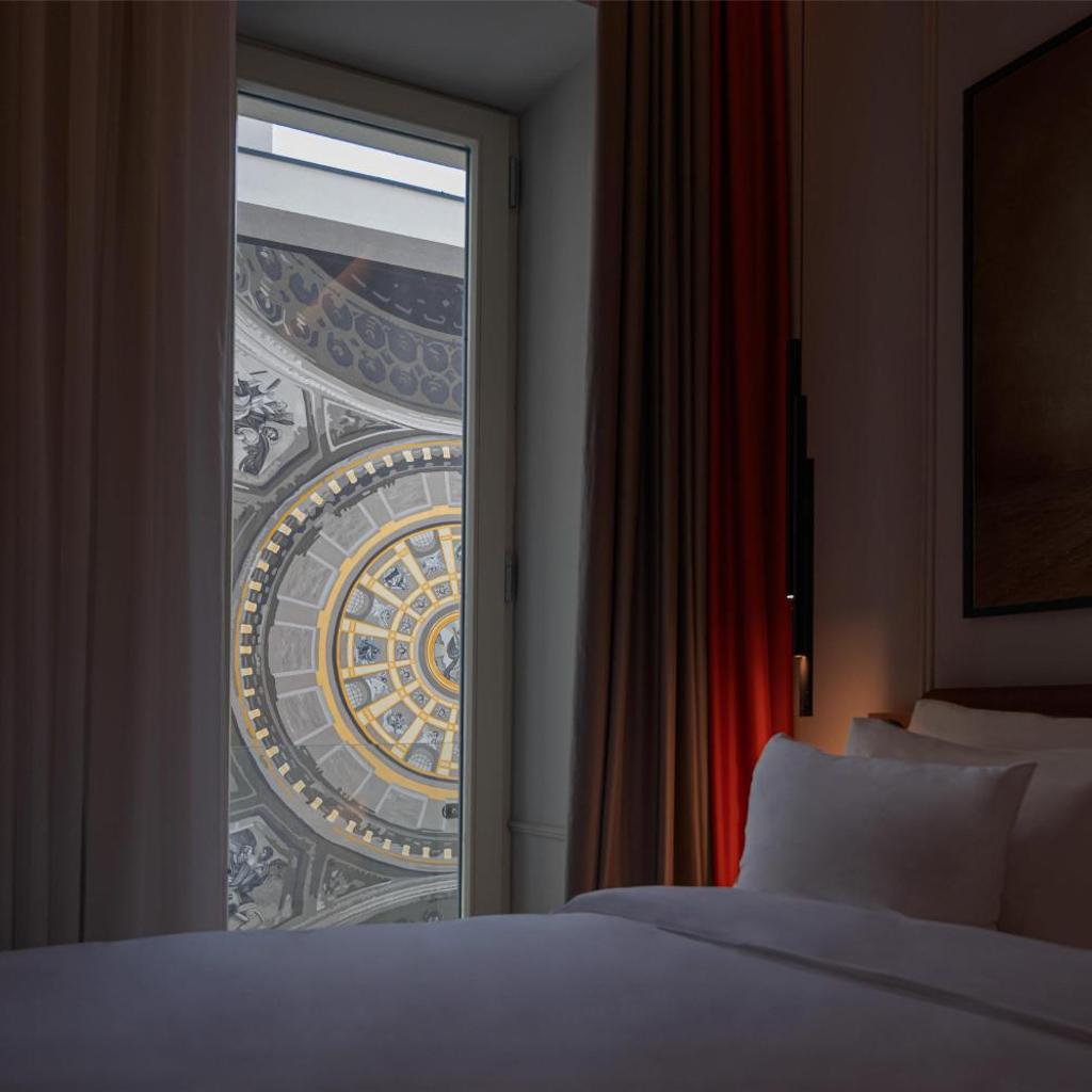 Radisson Collection Hotel, Basilica Budapest — 