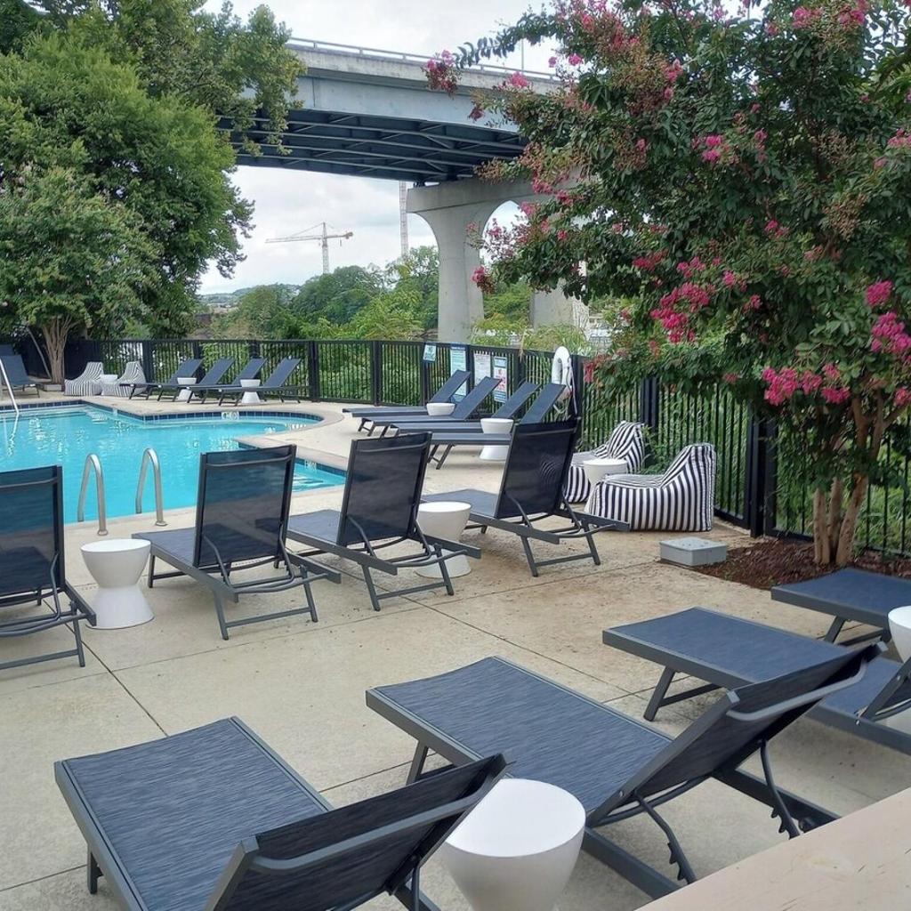 Photograph of Downtown Nashville River Views Pool Parking